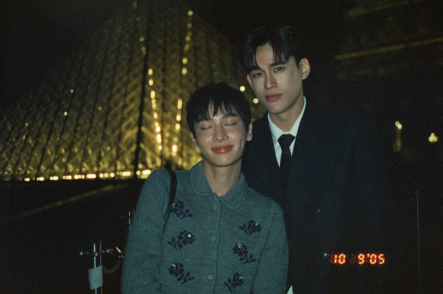 จอส - เวอาห์ แสงเงิน