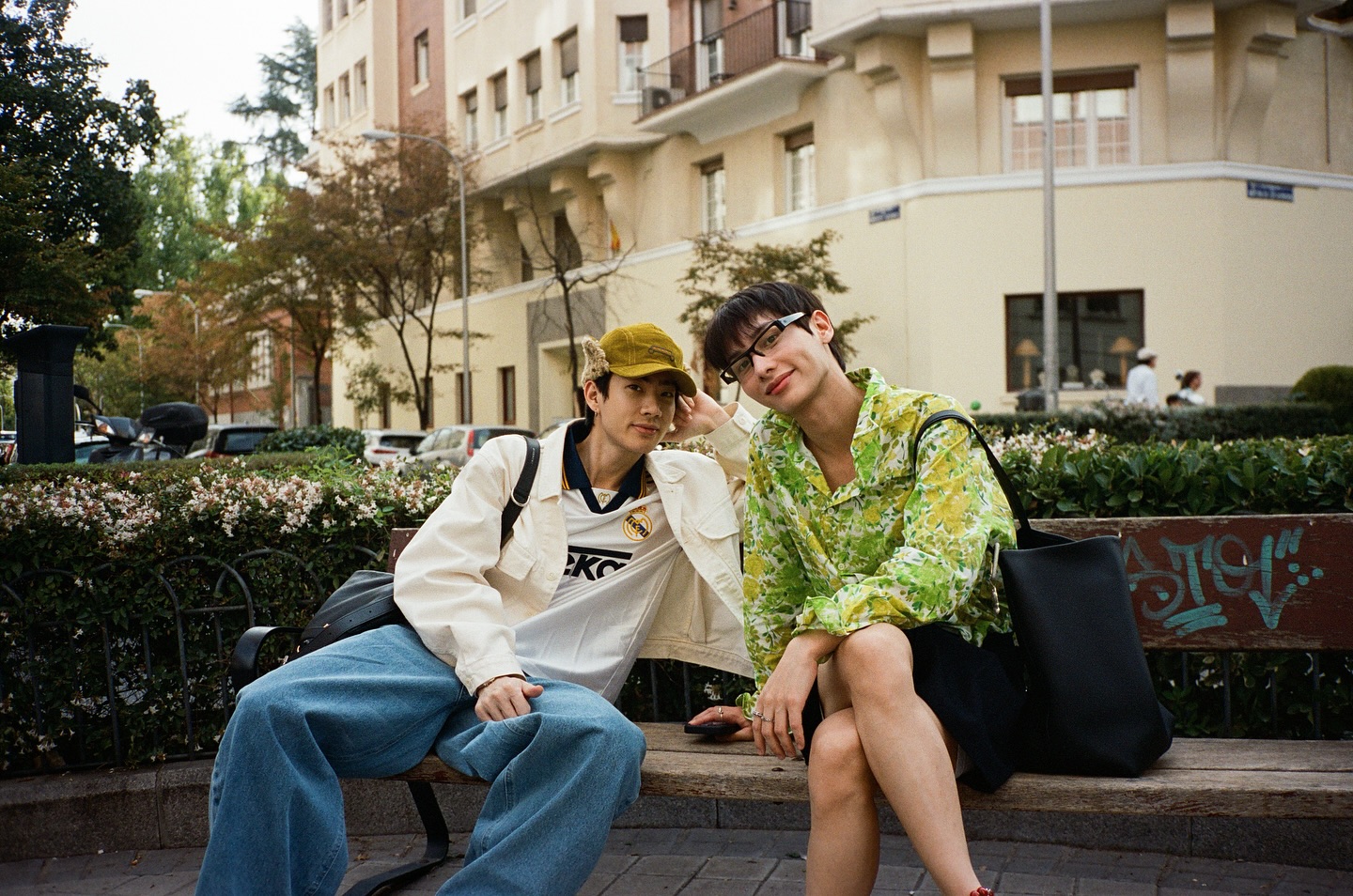 จอส - เวอาห์ แสงเงิน