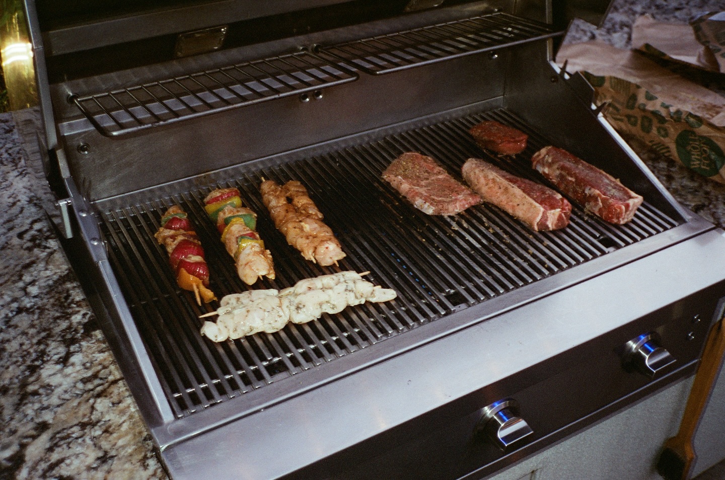 จอส - เวอาห์ แสงเงิน