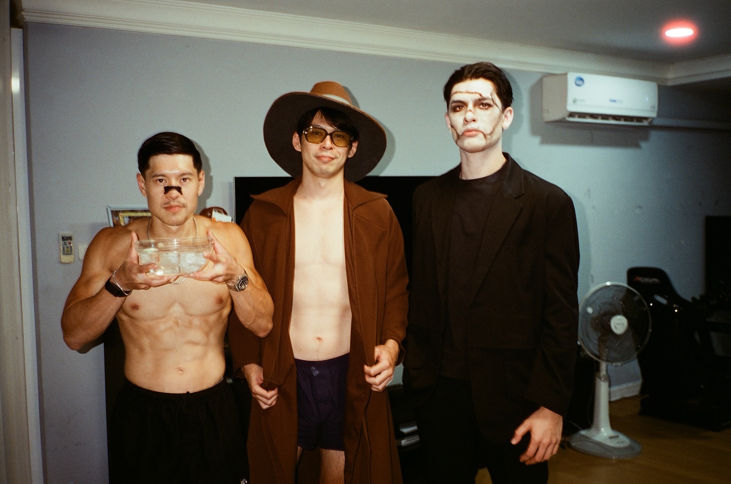 จอส - เวอาห์ แสงเงิน