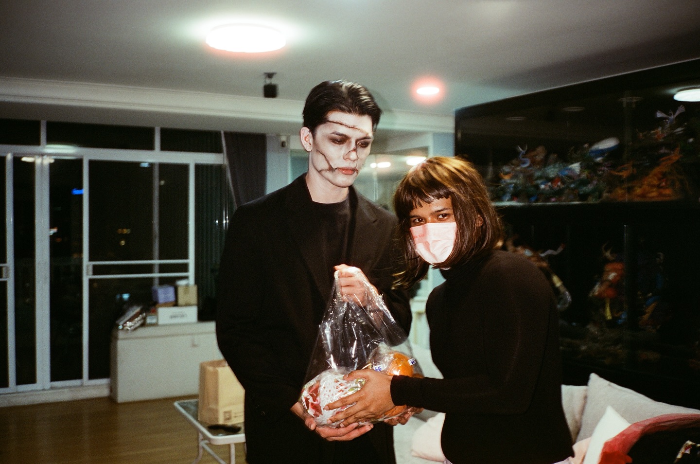 จอส - เวอาห์ แสงเงิน