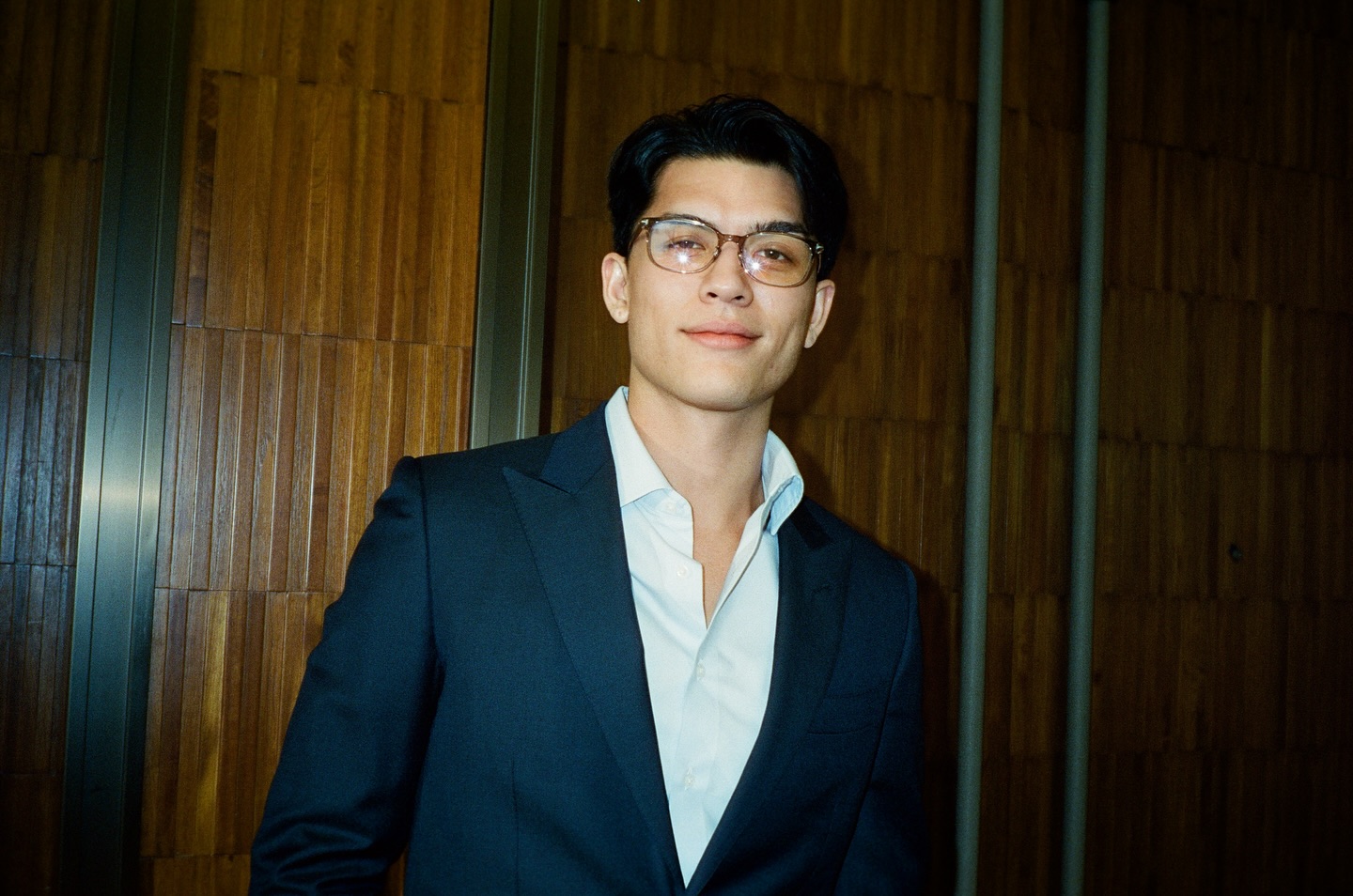 จอส - เวอาห์ แสงเงิน