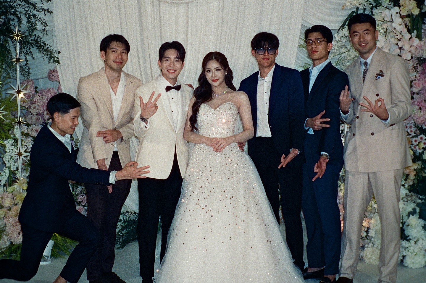 จอส - เวอาห์ แสงเงิน