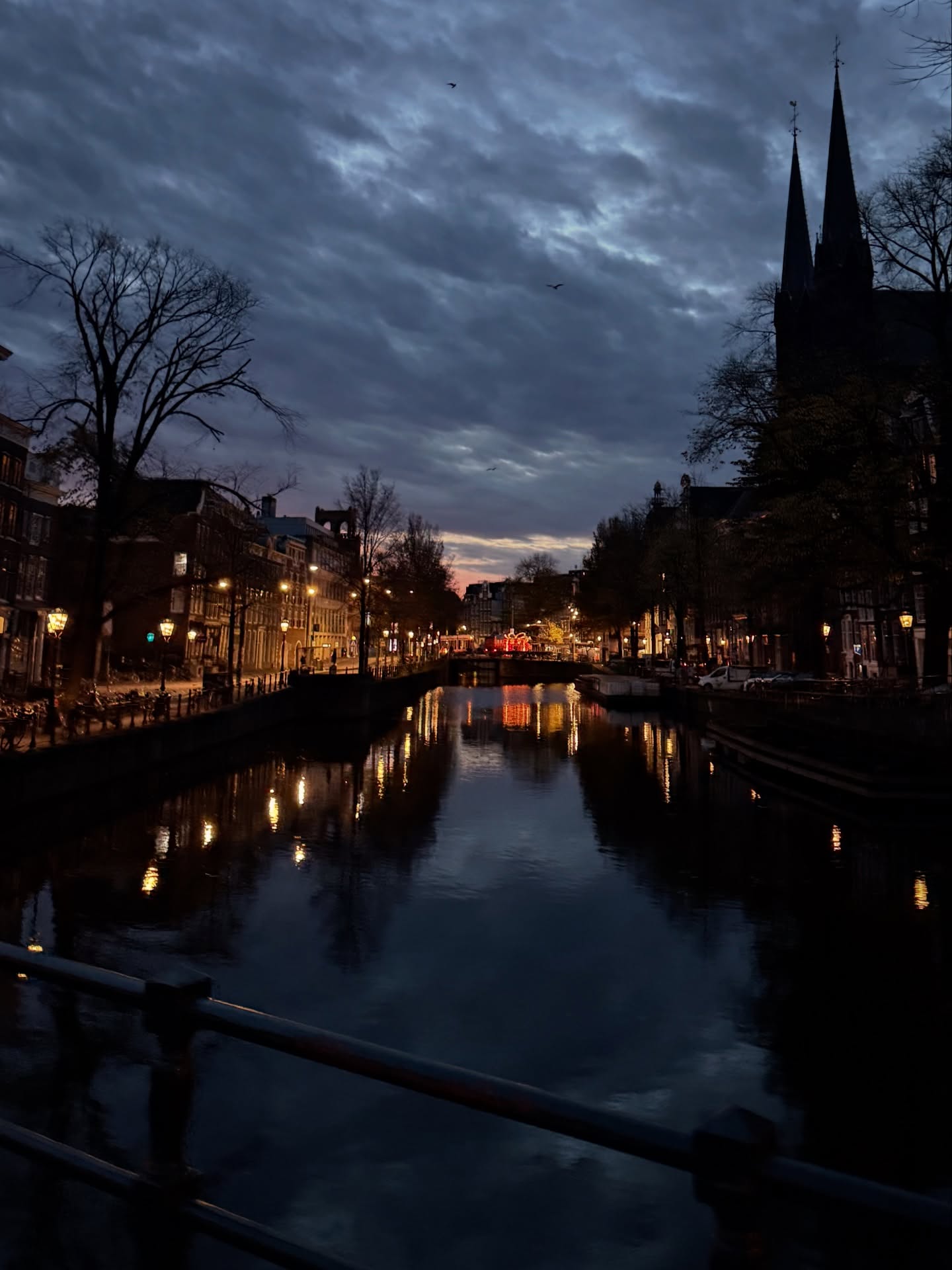 จอส - เวอาห์ แสงเงิน