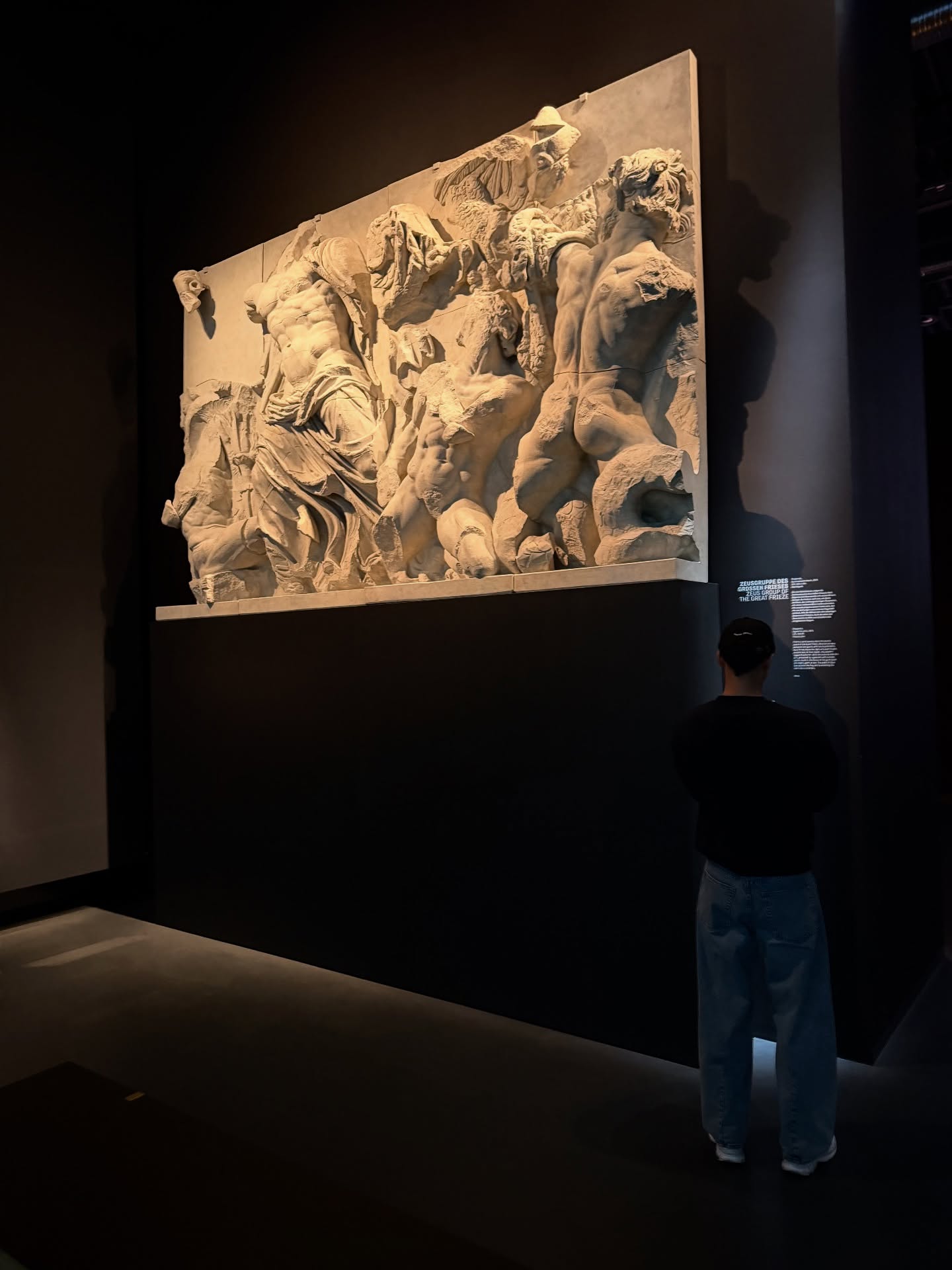 จอส - เวอาห์ แสงเงิน