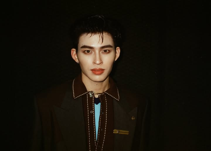 จอส - เวอาห์ แสงเงิน