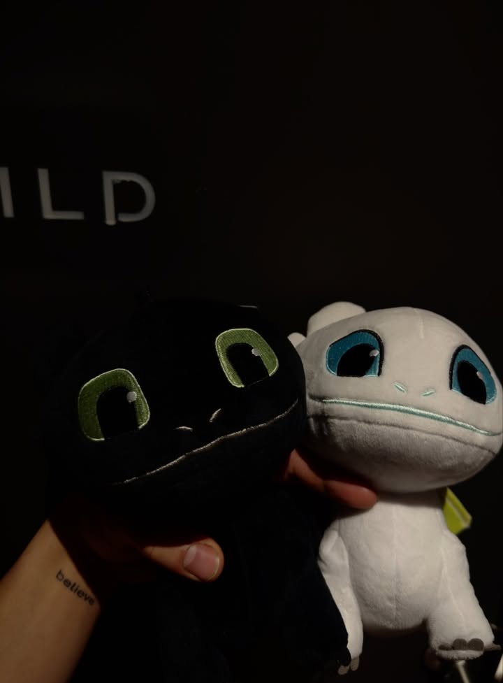 จอส - เวอาห์ แสงเงิน