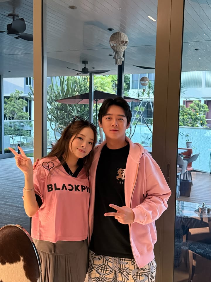 จอส - เวอาห์ แสงเงิน