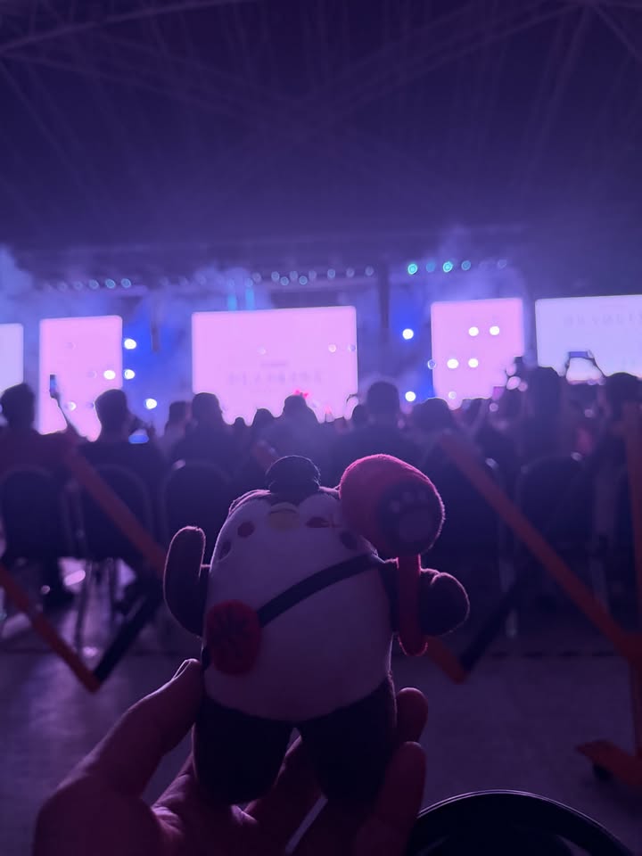 จอส - เวอาห์ แสงเงิน