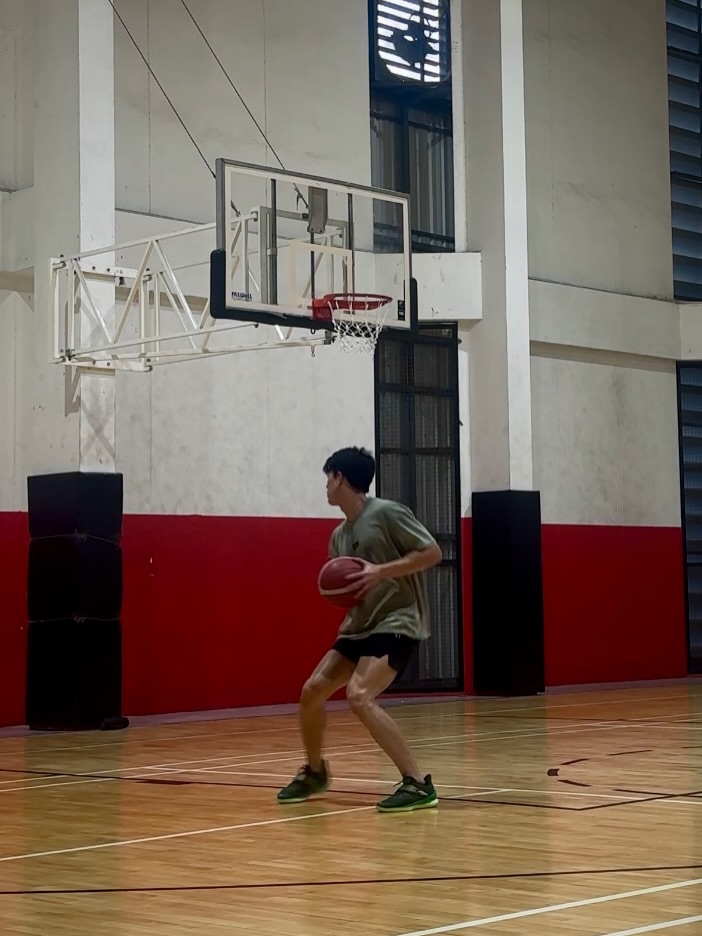 จอส - เวอาห์ แสงเงิน