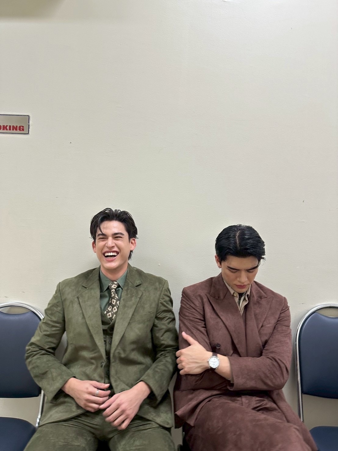 จอส - เวอาห์ แสงเงิน