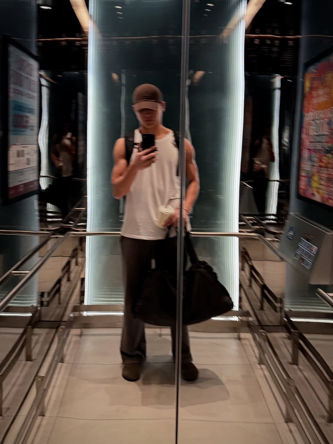 จอส - เวอาห์ แสงเงิน