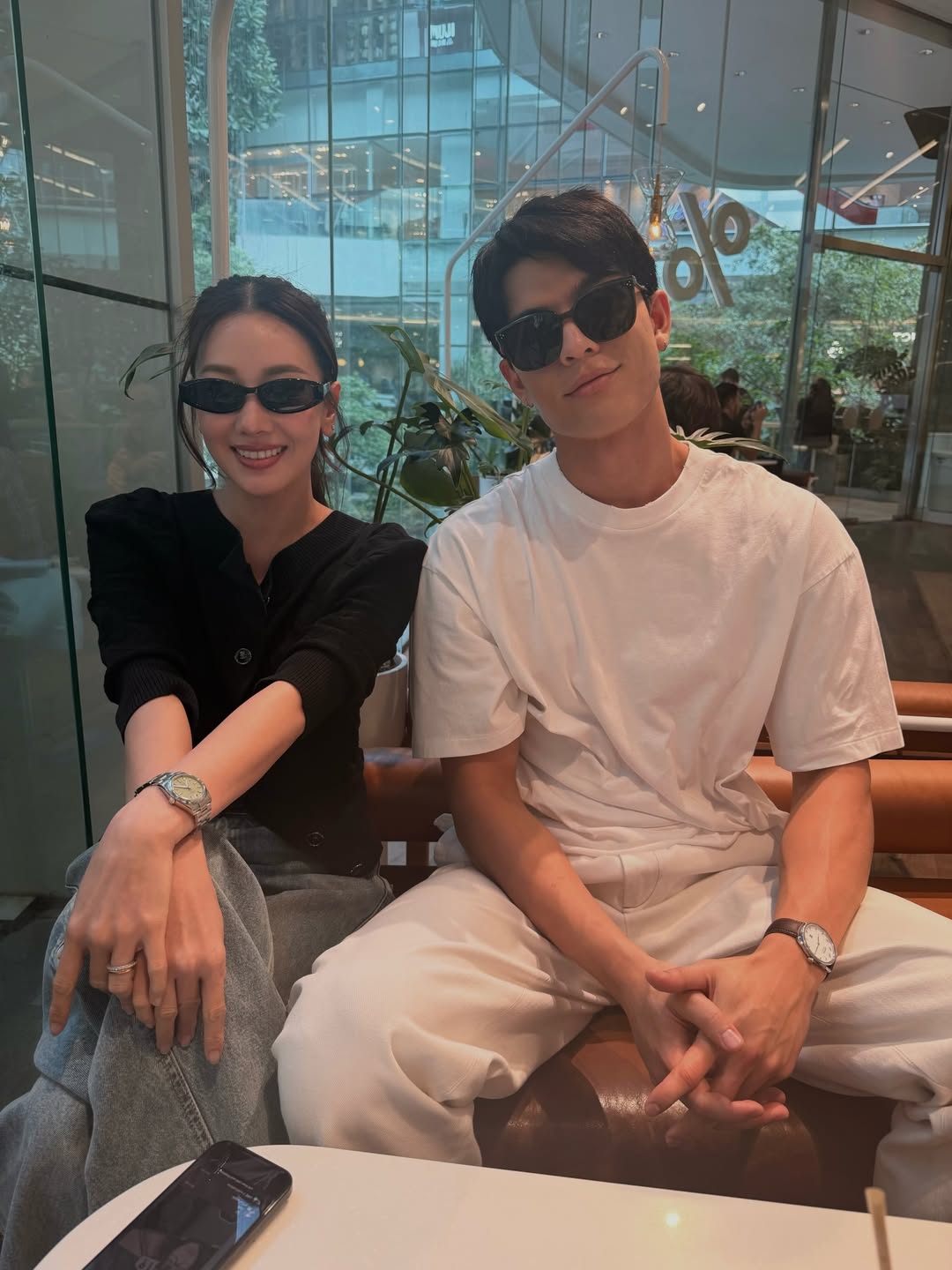 จอส - เวอาห์ แสงเงิน