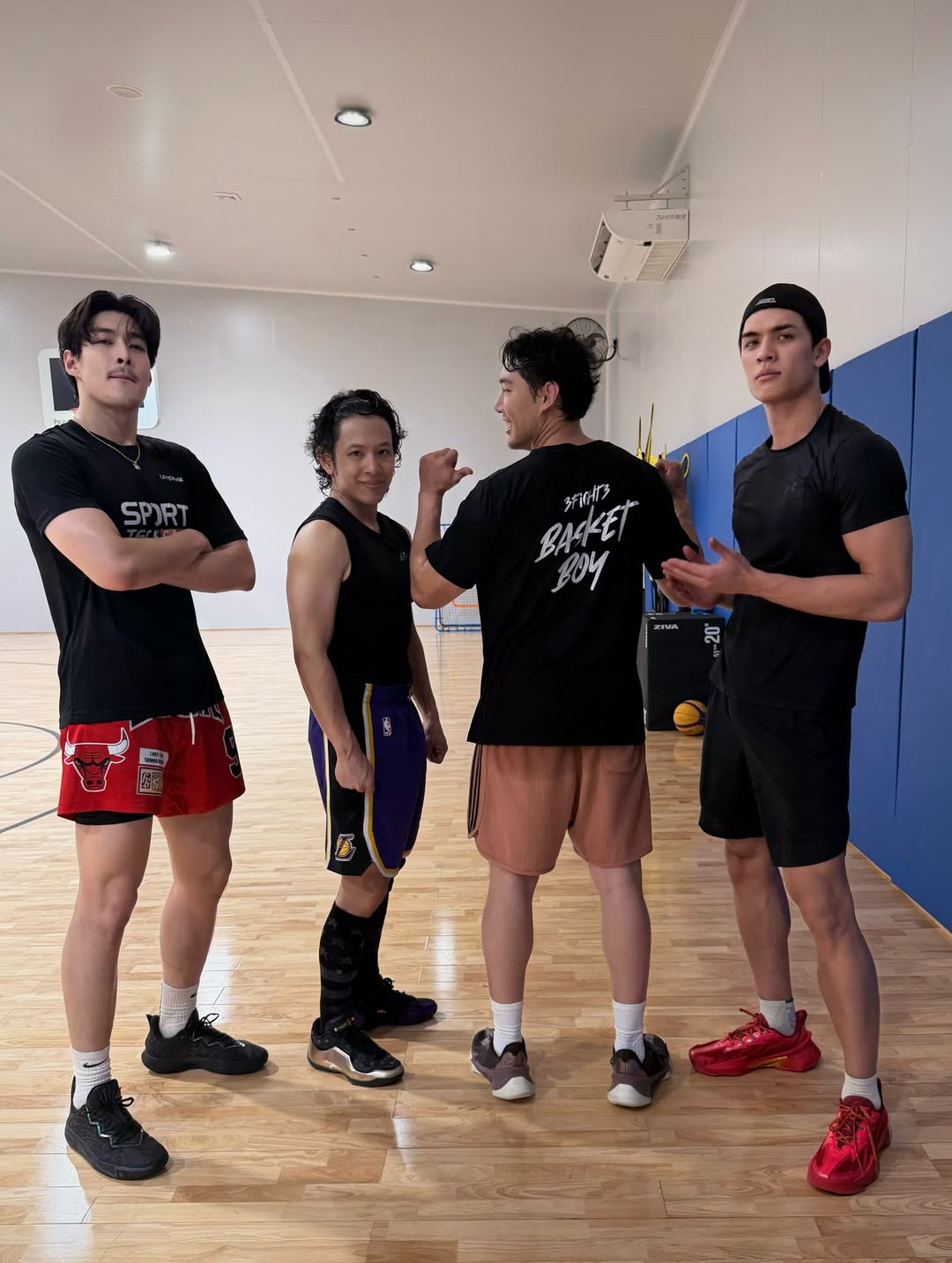 จอส - เวอาห์ แสงเงิน