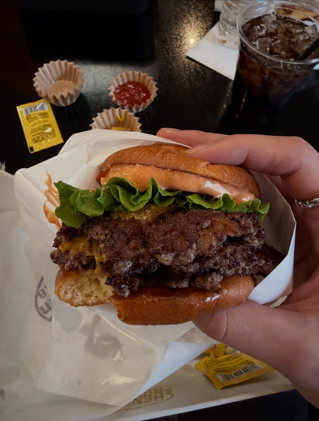 จอส - เวอาห์ แสงเงิน