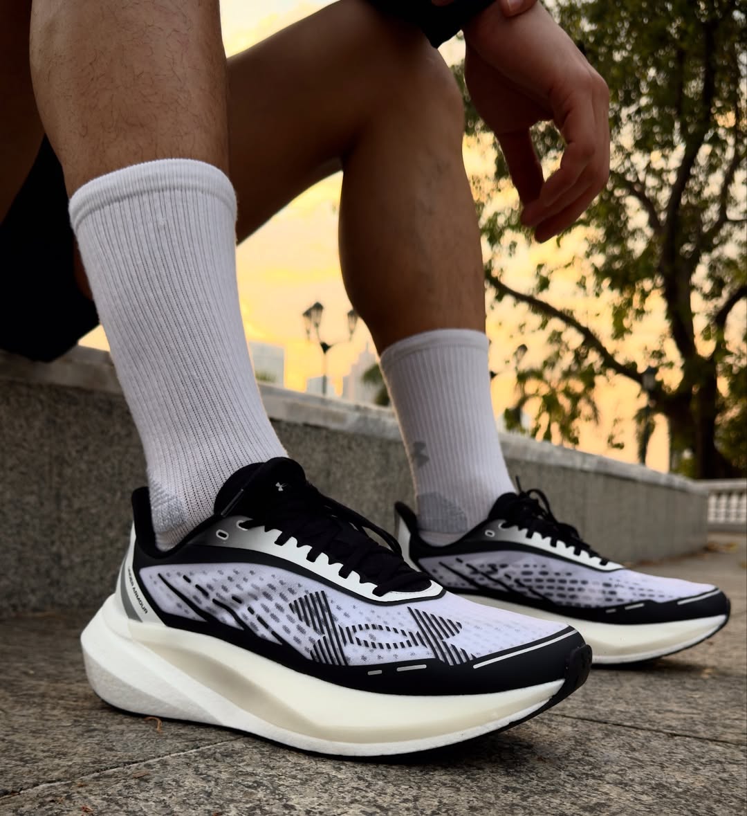 จอส - เวอาห์ แสงเงิน