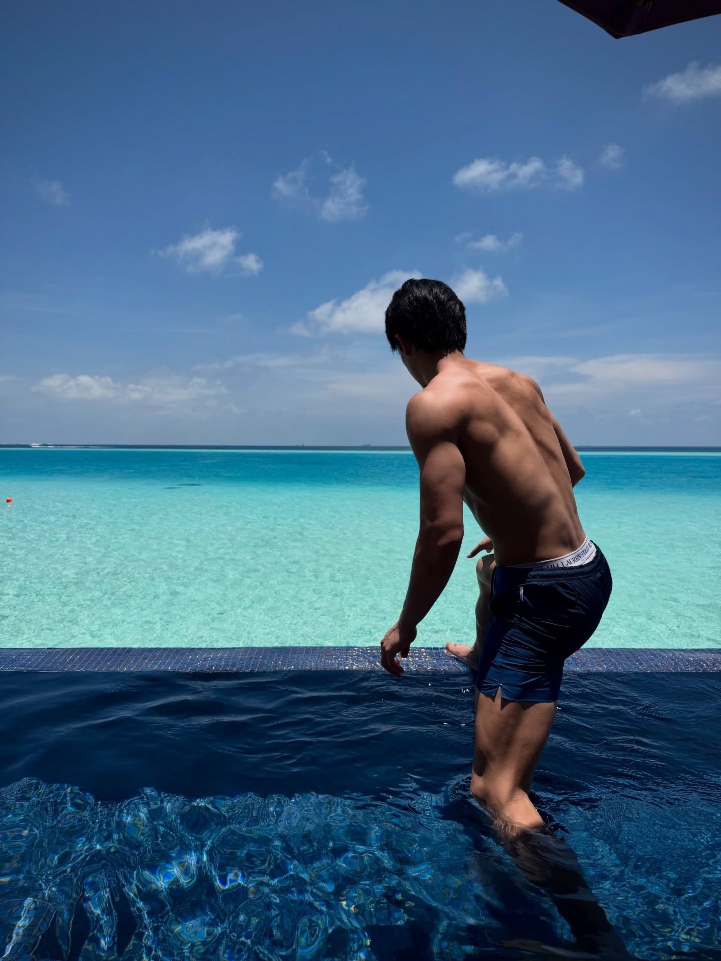 จอส - เวอาห์ แสงเงิน