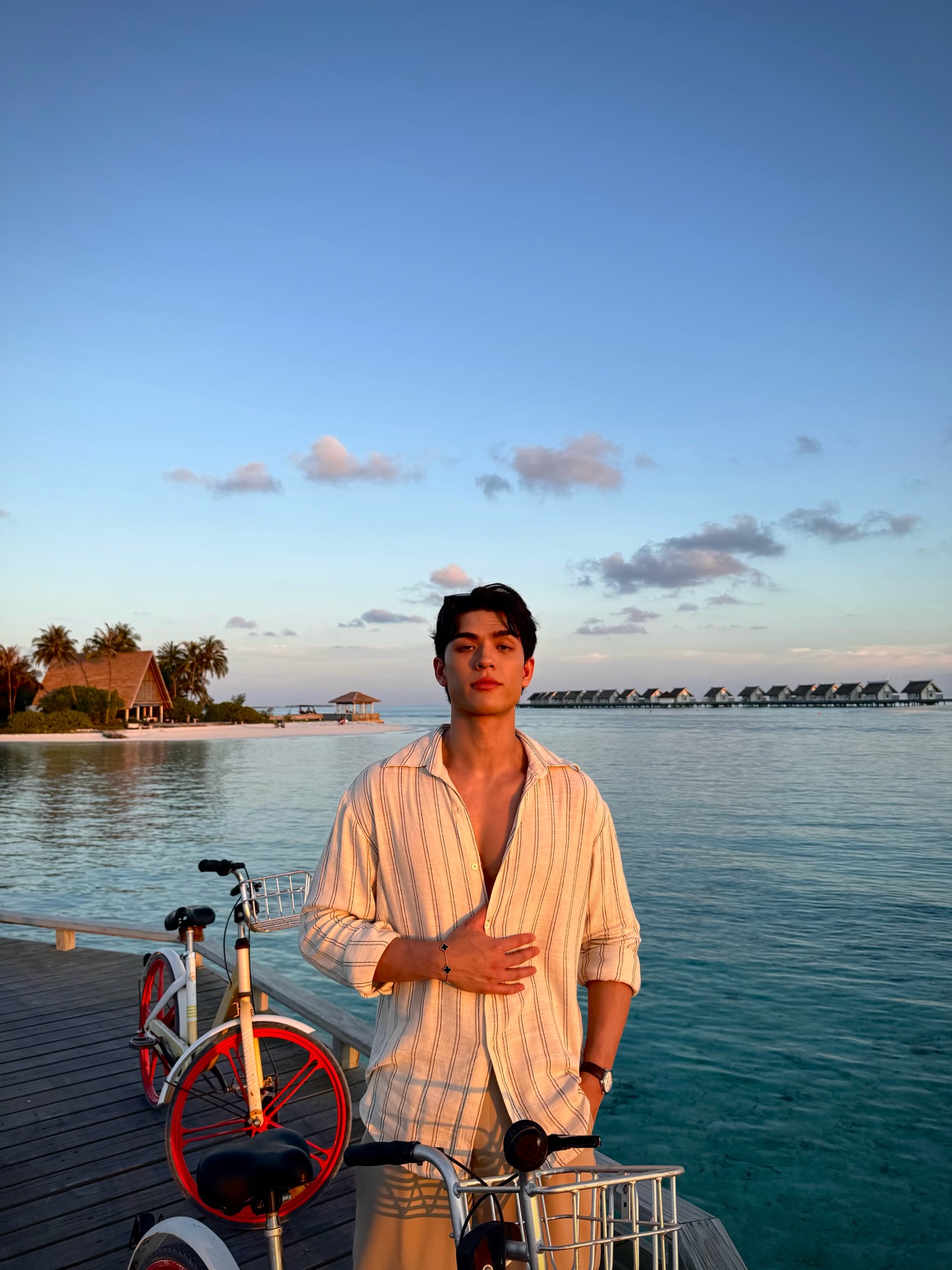 จอส - เวอาห์ แสงเงิน