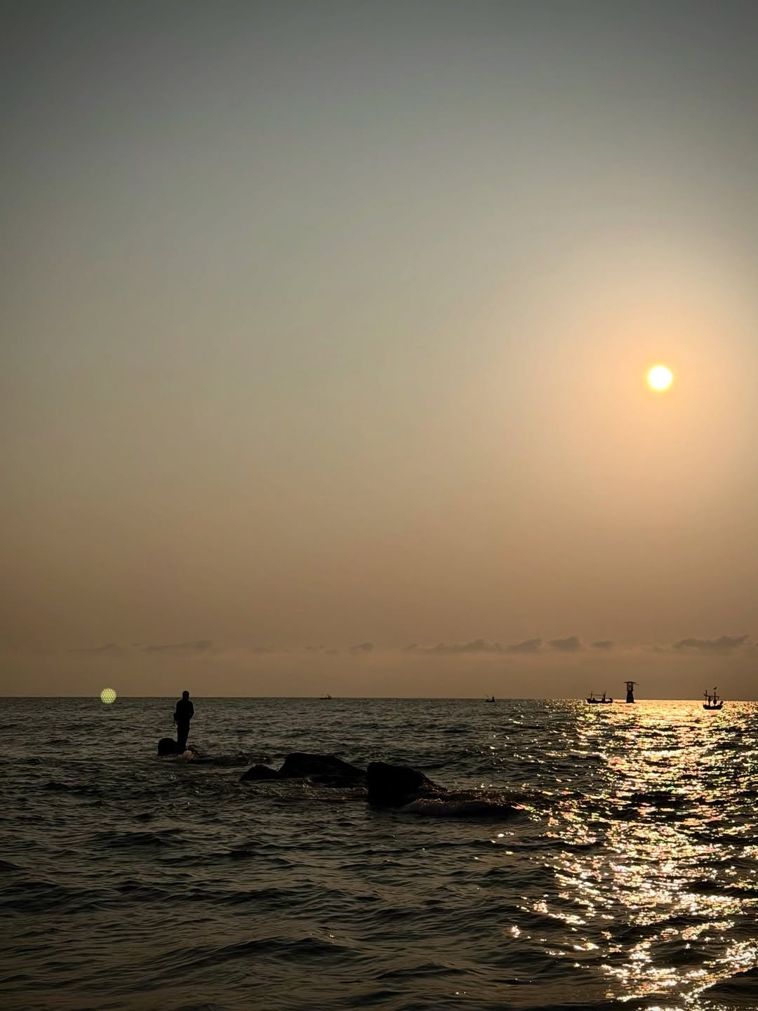 จอส - เวอาห์ แสงเงิน