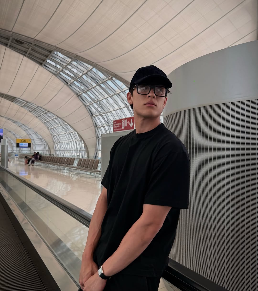 จอส - เวอาห์ แสงเงิน