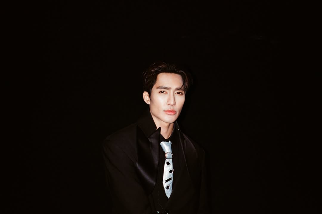 จอส - เวอาห์ แสงเงิน