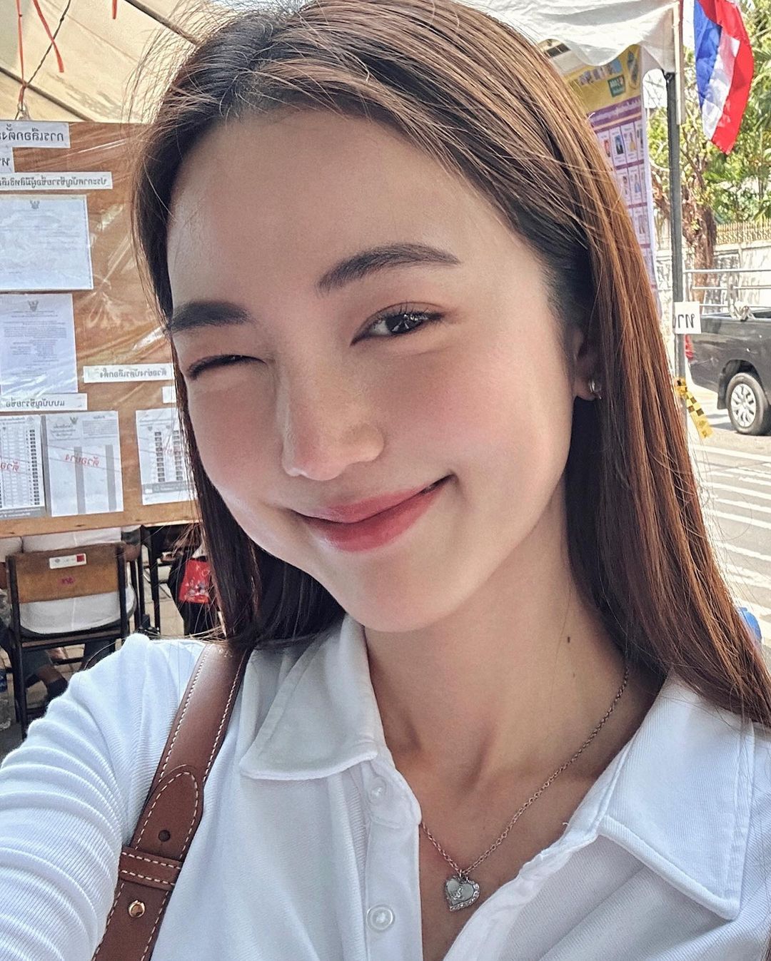 บัว - นลินทิพย์ สกุลอ่องอำไพ