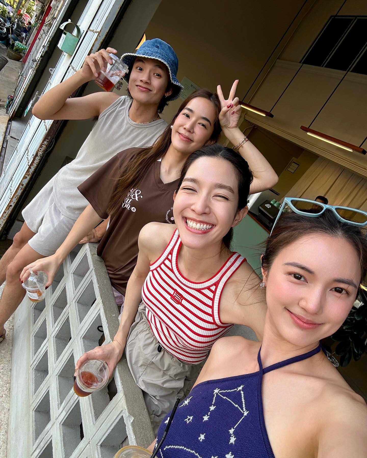 บัว - นลินทิพย์ สกุลอ่องอำไพ