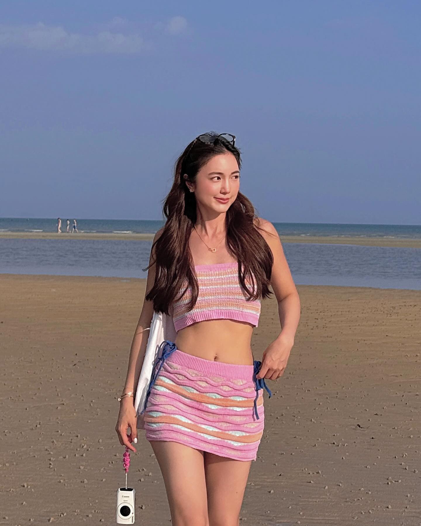 บัว - นลินทิพย์ สกุลอ่องอำไพ