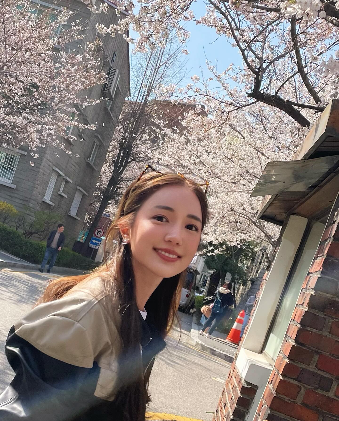 บัว - นลินทิพย์ สกุลอ่องอำไพ