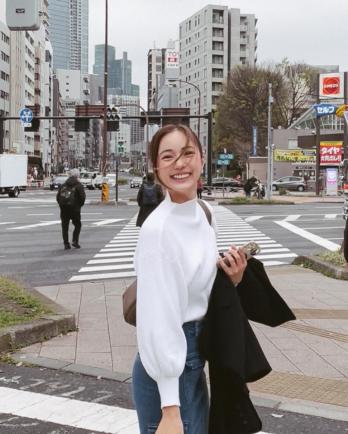 บัว - นลินทิพย์ สกุลอ่องอำไพ