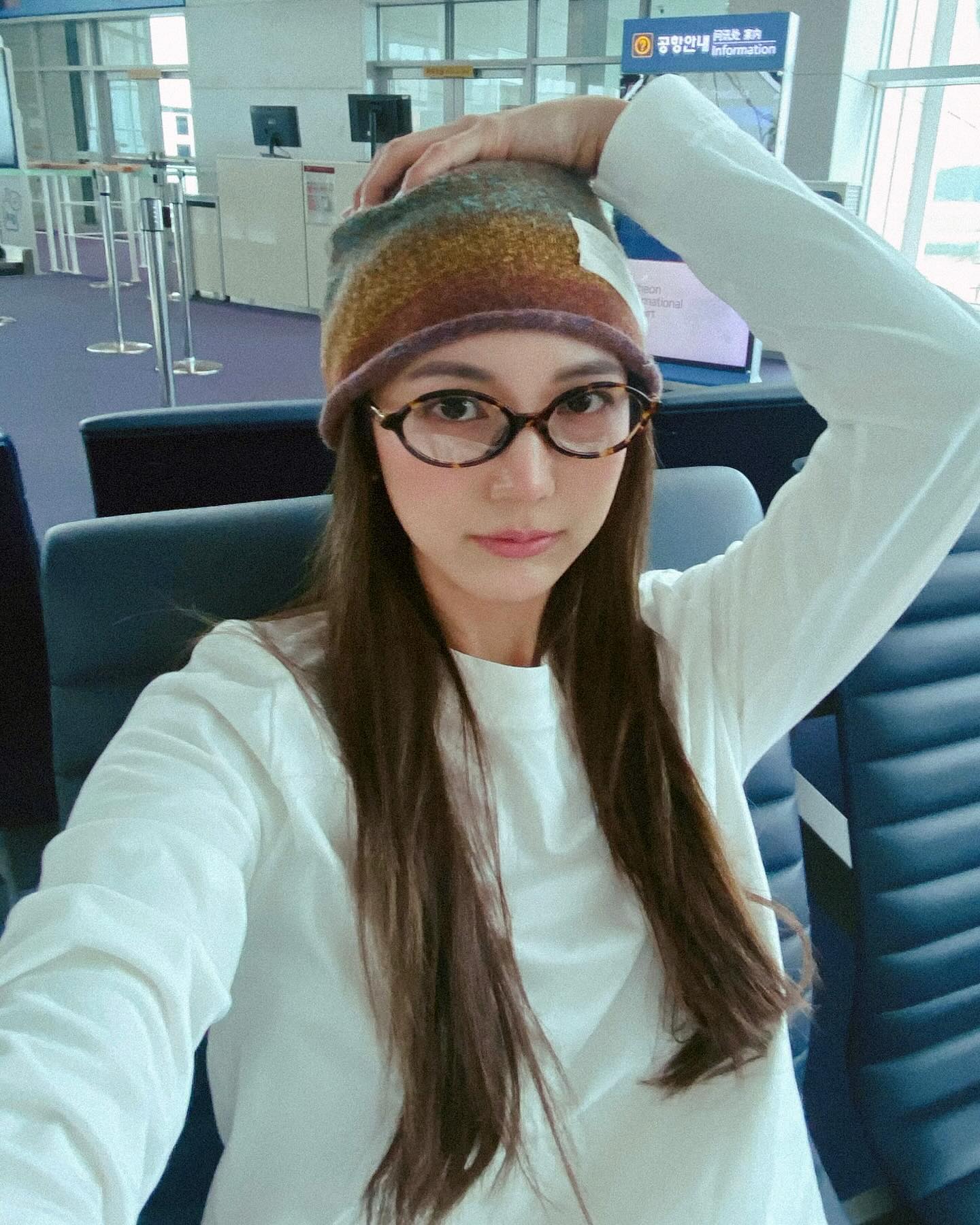 บัว - นลินทิพย์ สกุลอ่องอำไพ