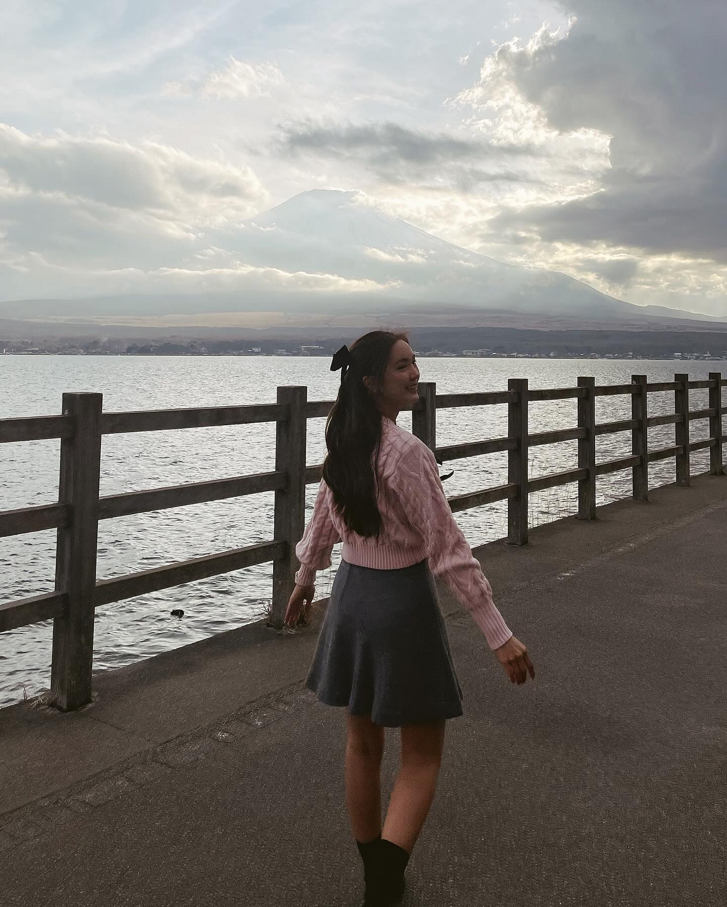 บัว - นลินทิพย์ สกุลอ่องอำไพ