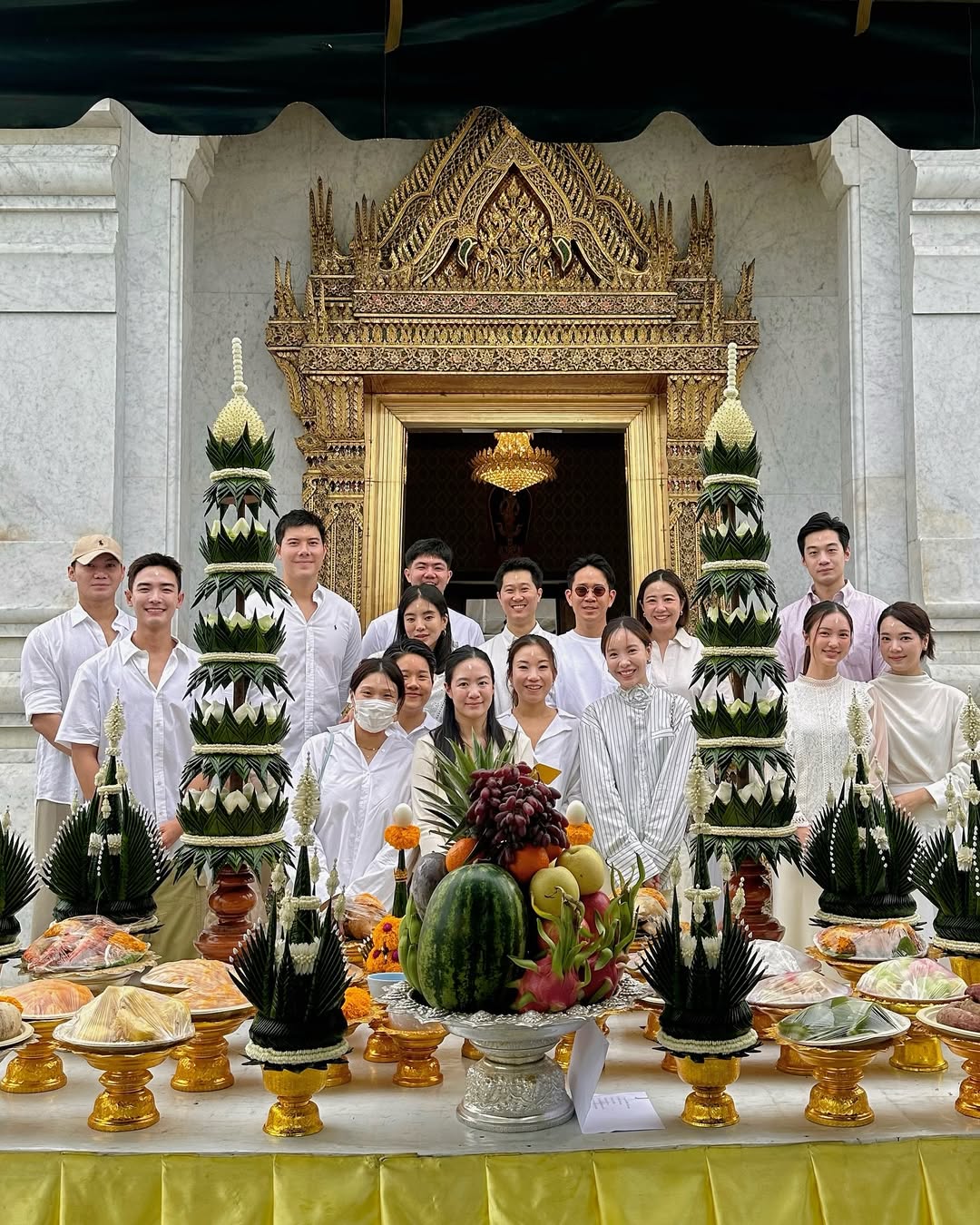 บัว - นลินทิพย์ สกุลอ่องอำไพ