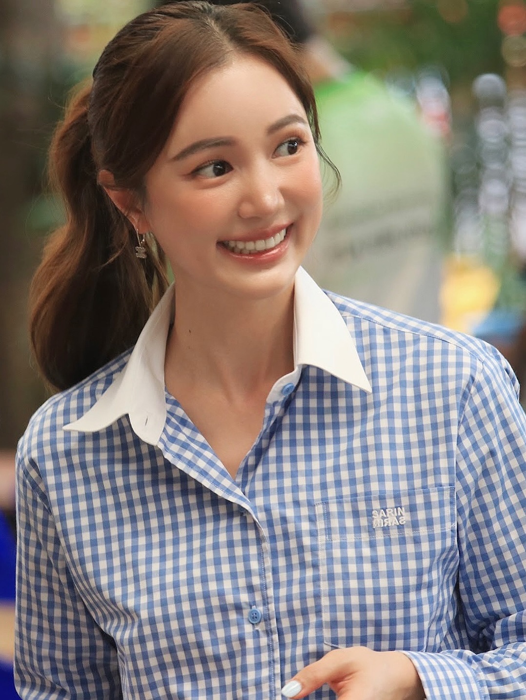 บัว - นลินทิพย์ สกุลอ่องอำไพ