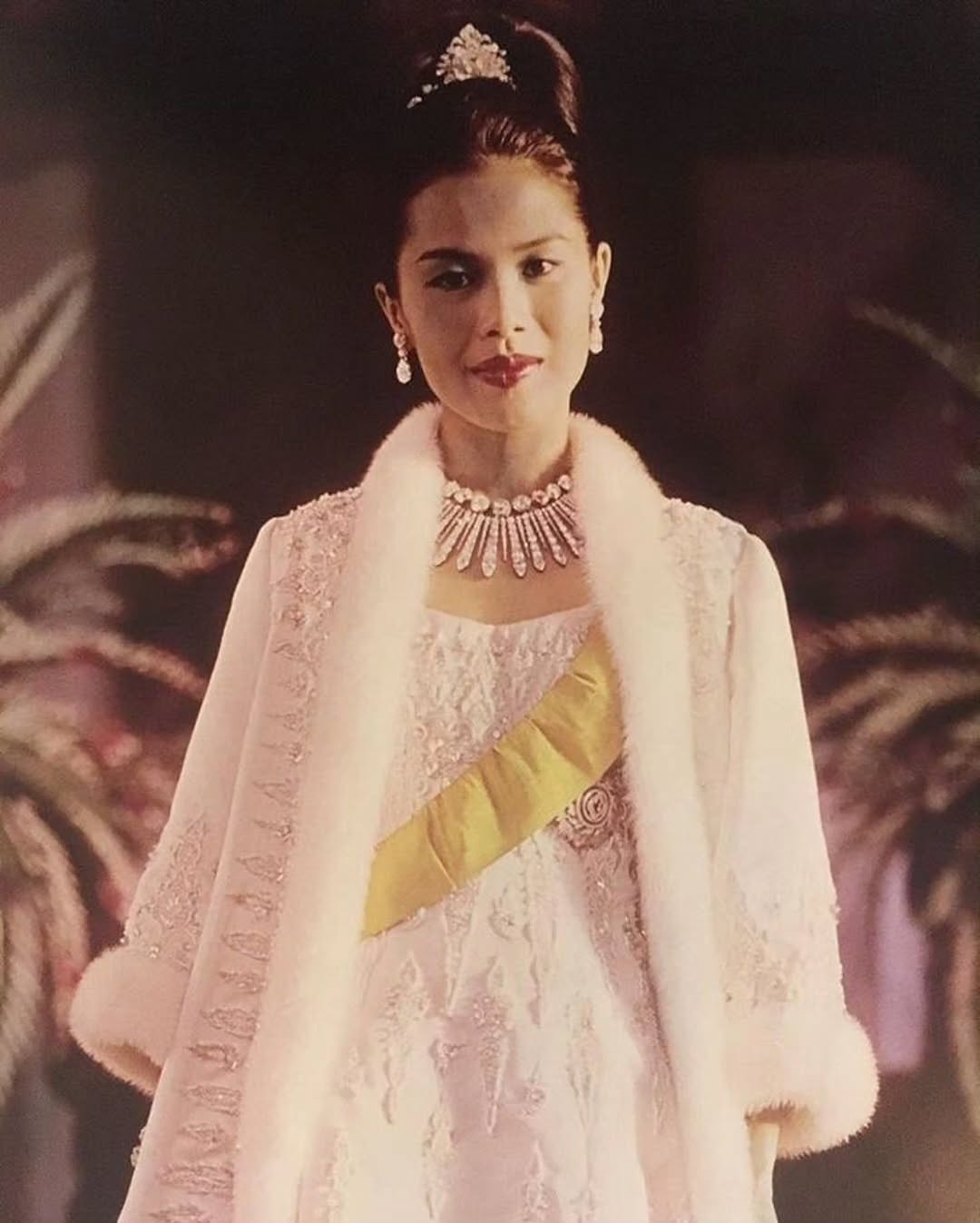 บัว - นลินทิพย์ สกุลอ่องอำไพ