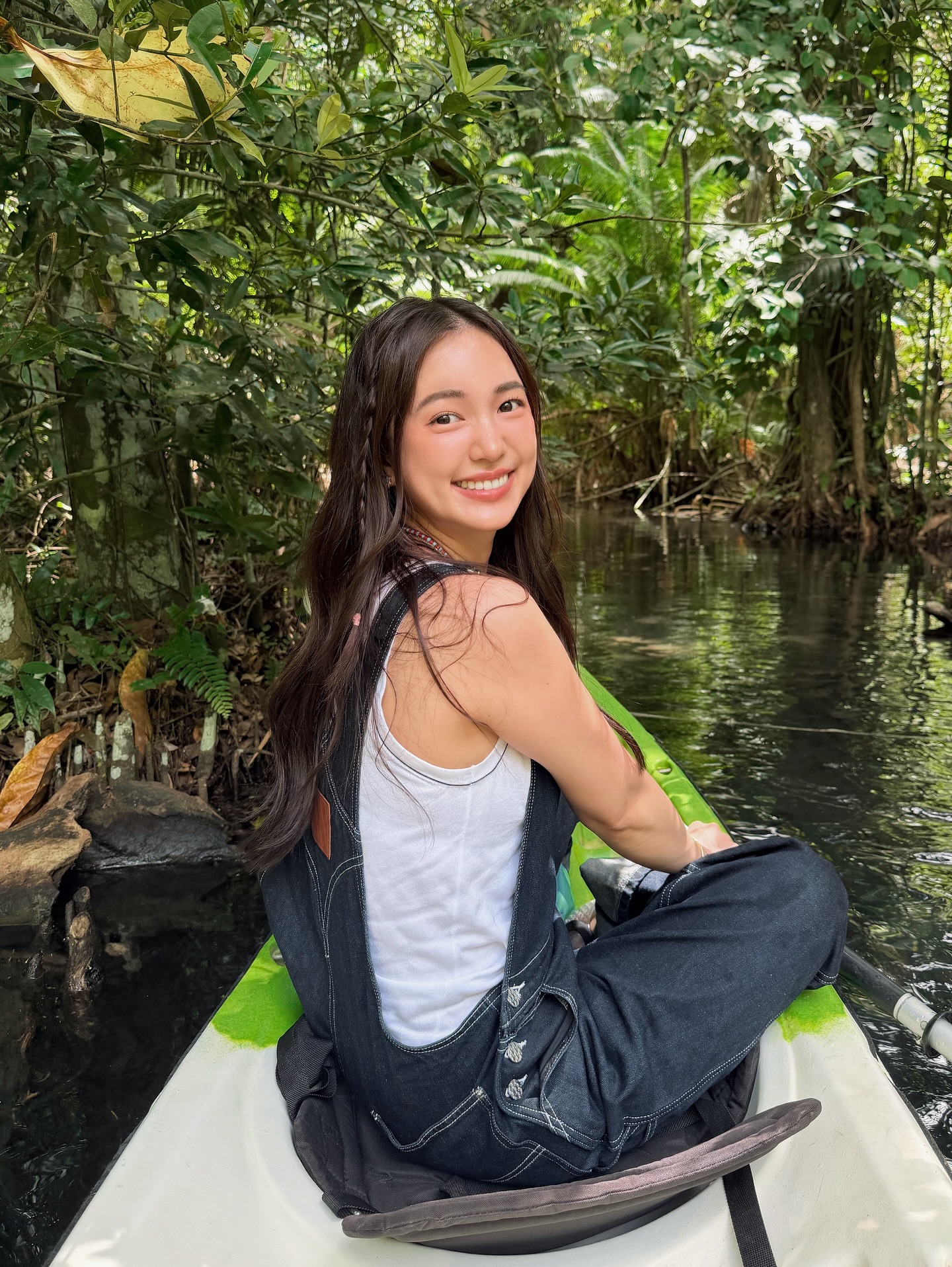 บัว - นลินทิพย์ สกุลอ่องอำไพ