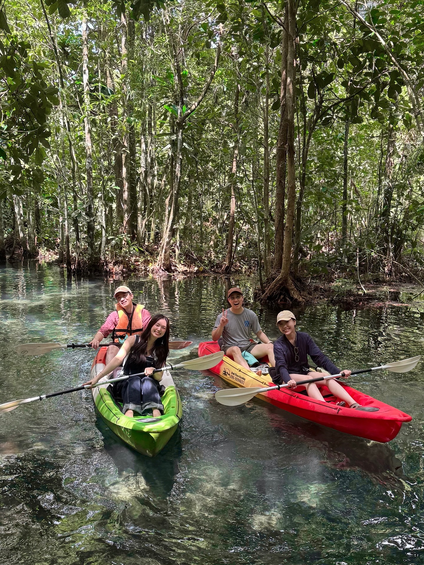 บัว - นลินทิพย์ สกุลอ่องอำไพ