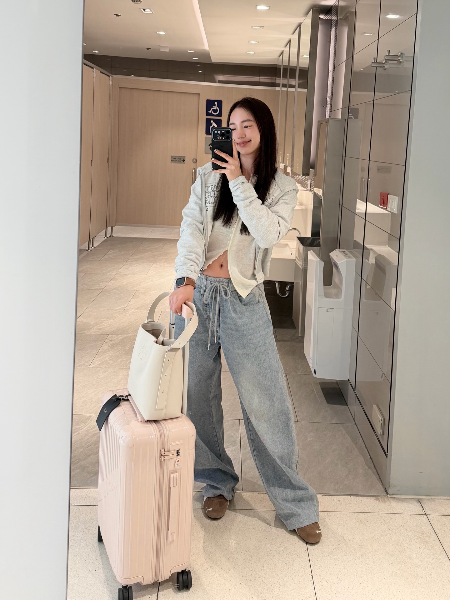 บัว - นลินทิพย์ สกุลอ่องอำไพ