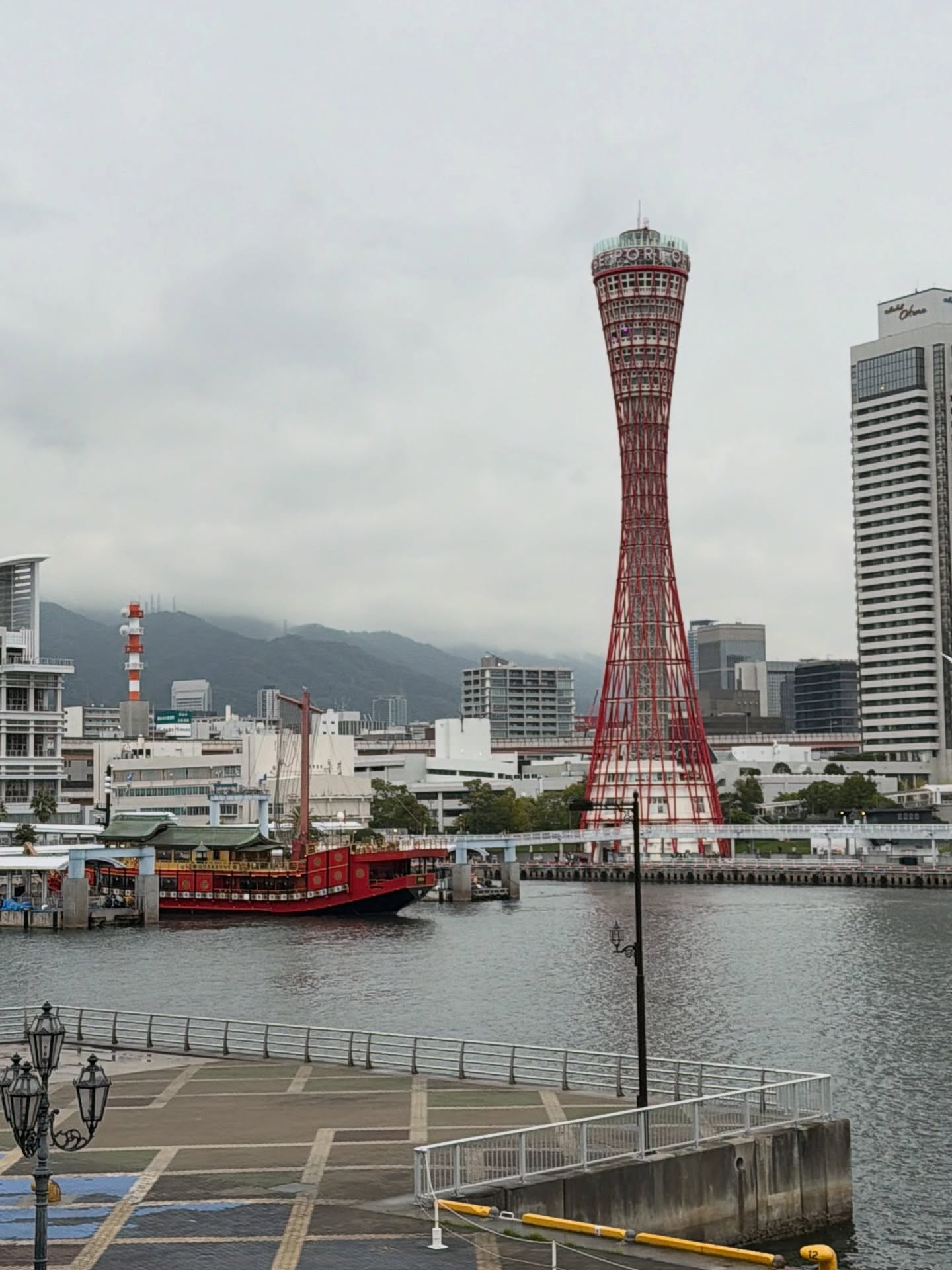 บัว - นลินทิพย์ สกุลอ่องอำไพ