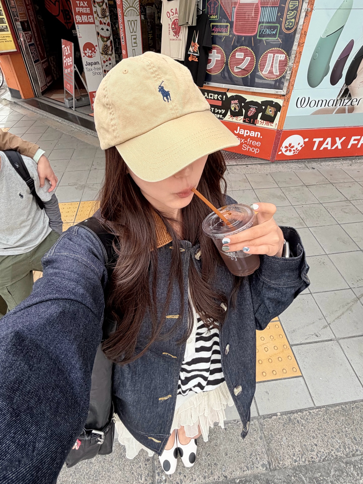 บัว - นลินทิพย์ สกุลอ่องอำไพ