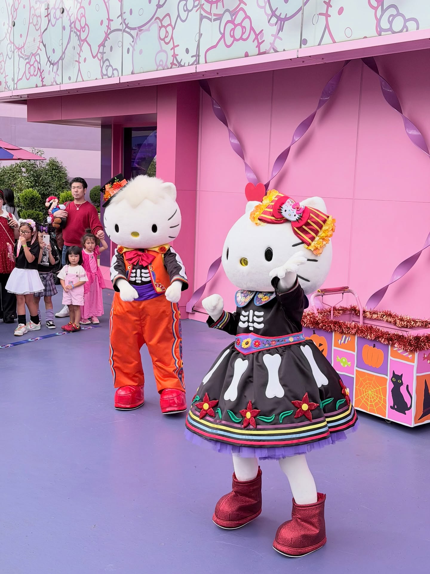 บัว - นลินทิพย์ สกุลอ่องอำไพ