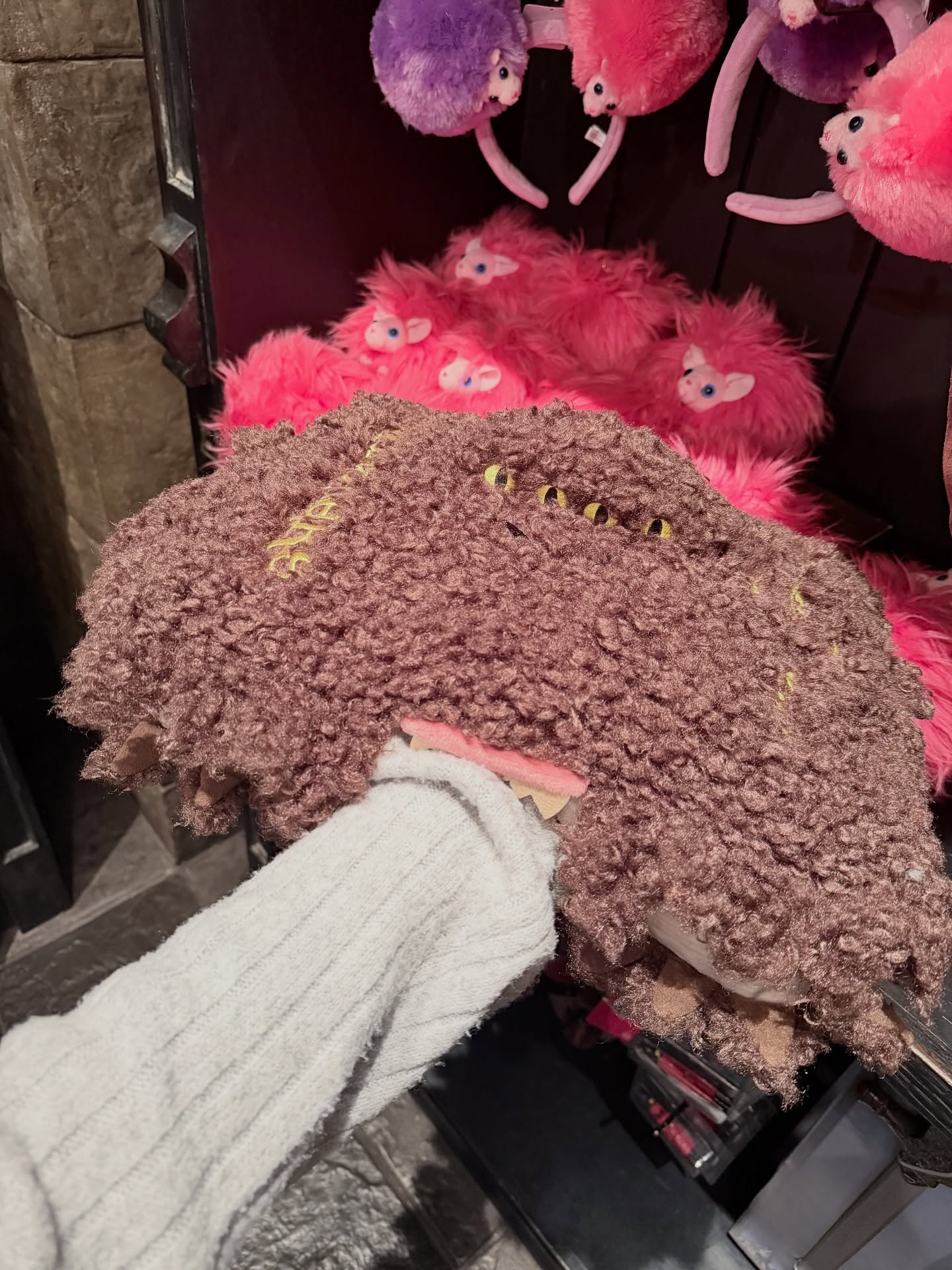 บัว - นลินทิพย์ สกุลอ่องอำไพ