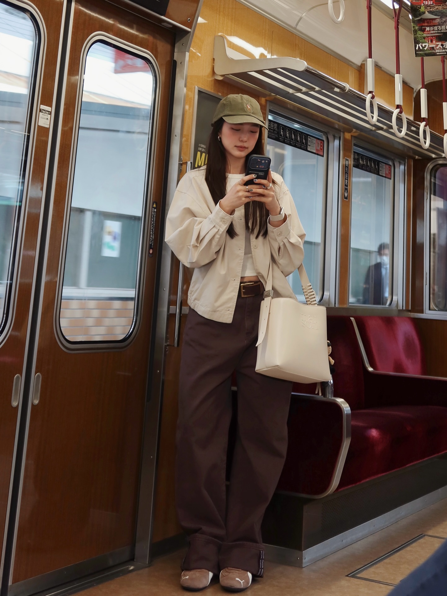 บัว - นลินทิพย์ สกุลอ่องอำไพ