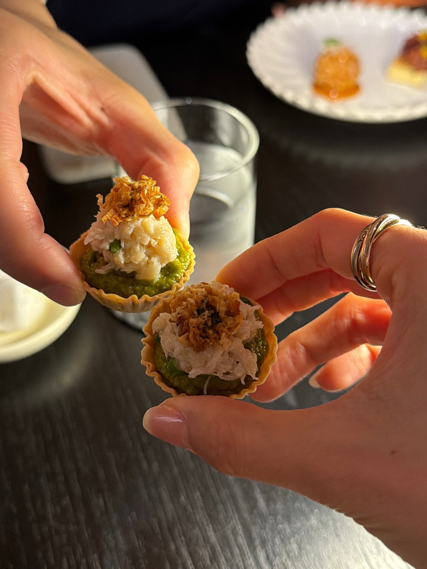 บัว - นลินทิพย์ สกุลอ่องอำไพ