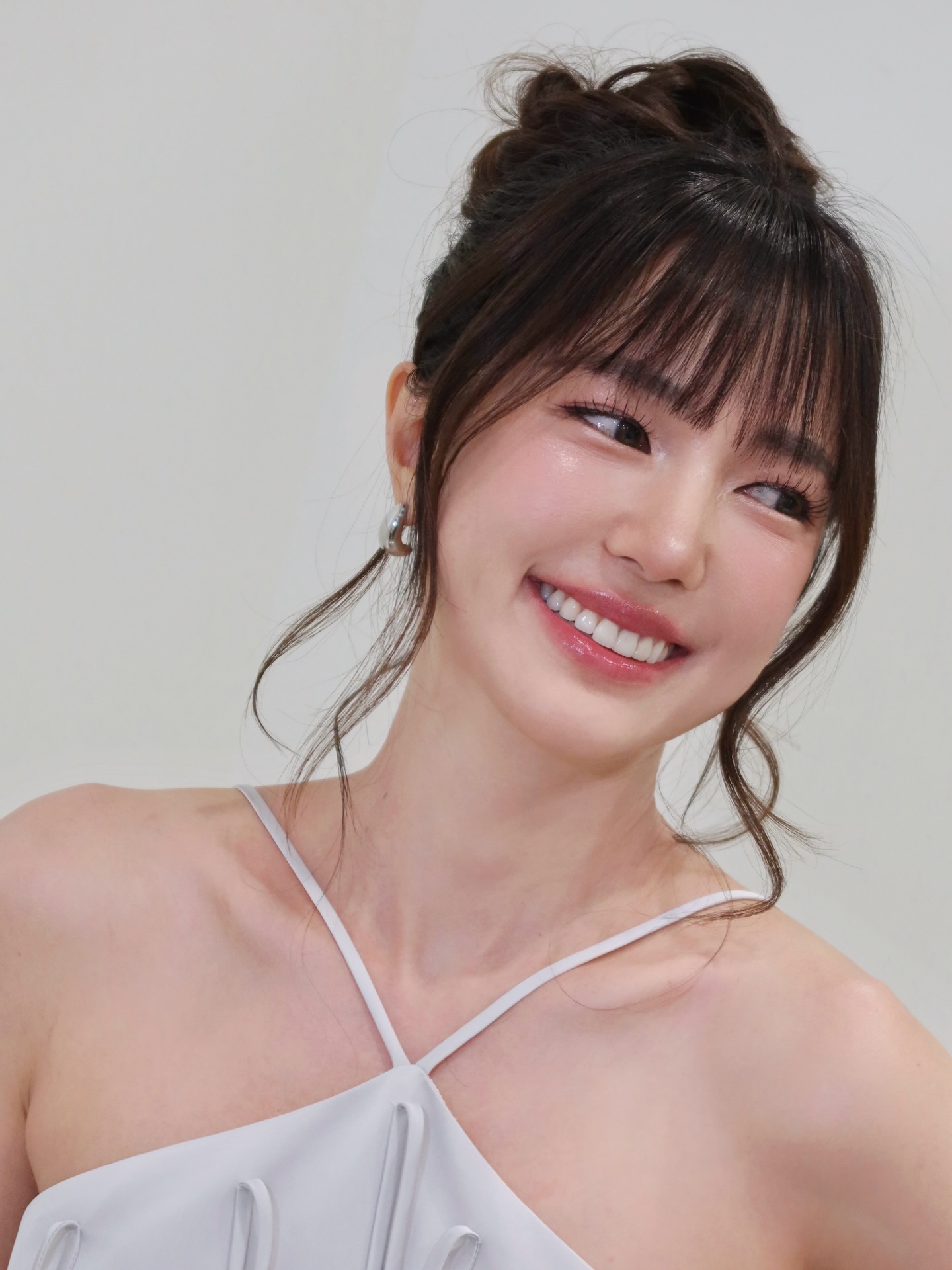 บัว - นลินทิพย์ สกุลอ่องอำไพ