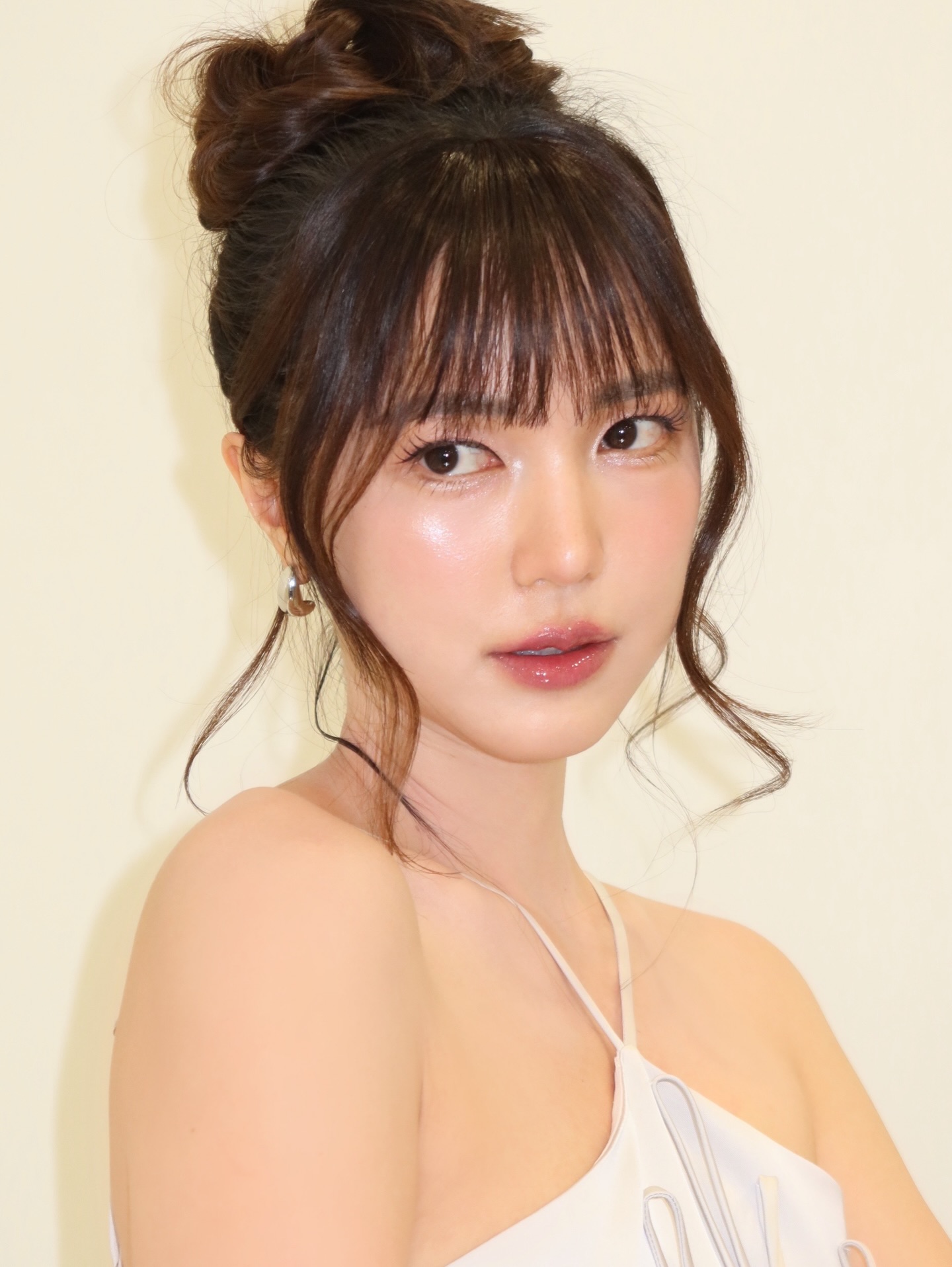 บัว - นลินทิพย์ สกุลอ่องอำไพ