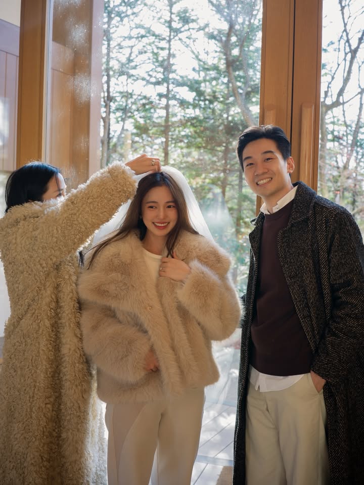 บัว - นลินทิพย์ สกุลอ่องอำไพ