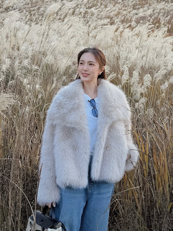 บัว - นลินทิพย์ สกุลอ่องอำไพ