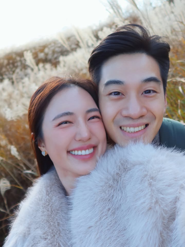 บัว - นลินทิพย์ สกุลอ่องอำไพ