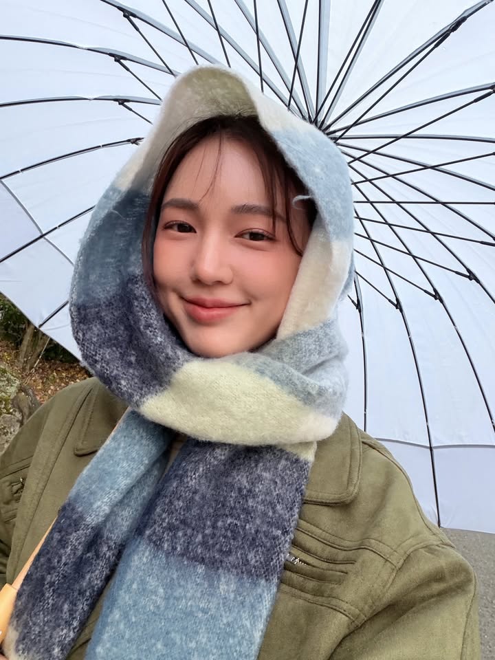 บัว - นลินทิพย์ สกุลอ่องอำไพ